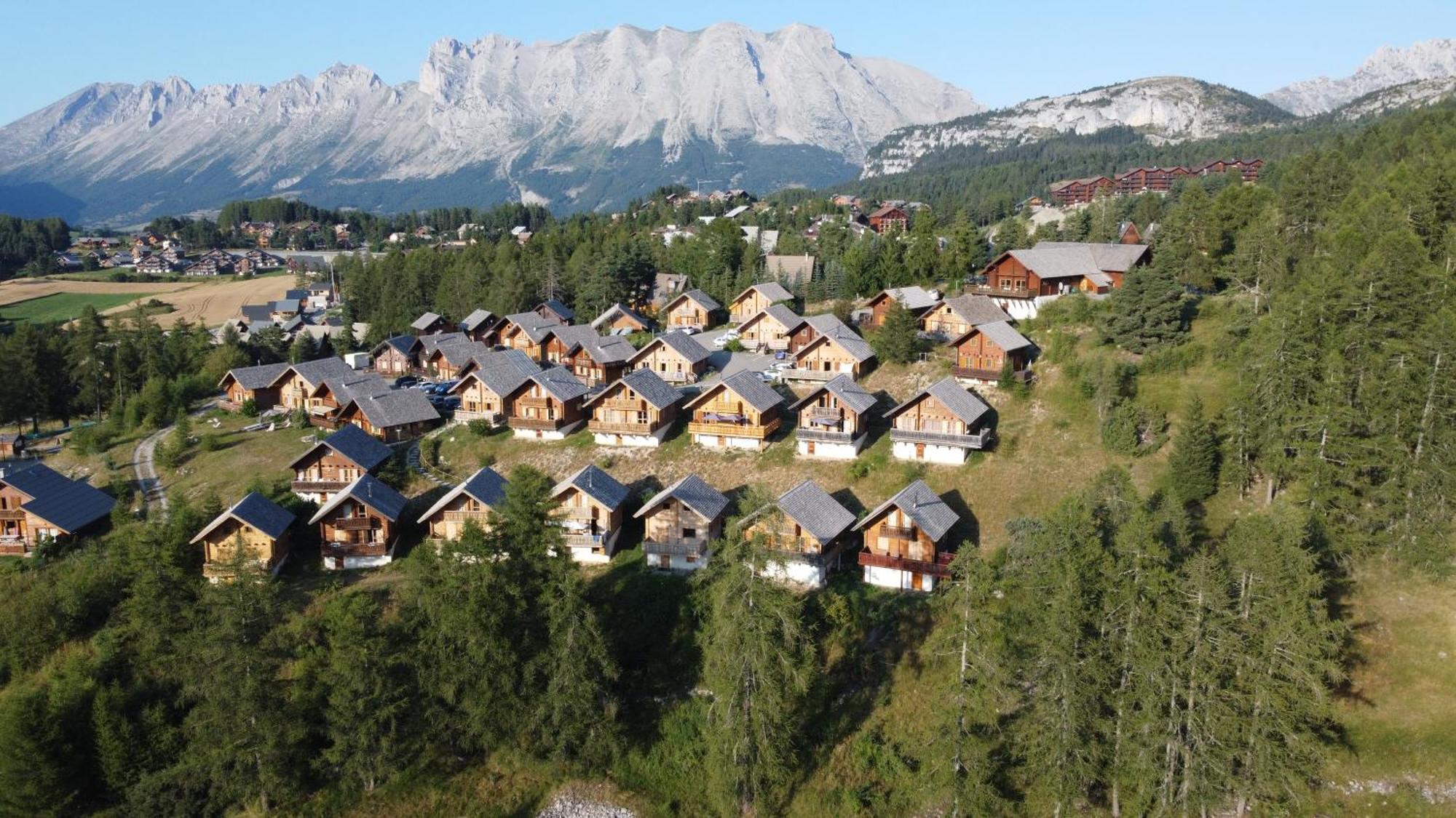 Chalet Aneloup à la Joue du Loup Saint-Étienne-en-Dévoluy Exterior foto